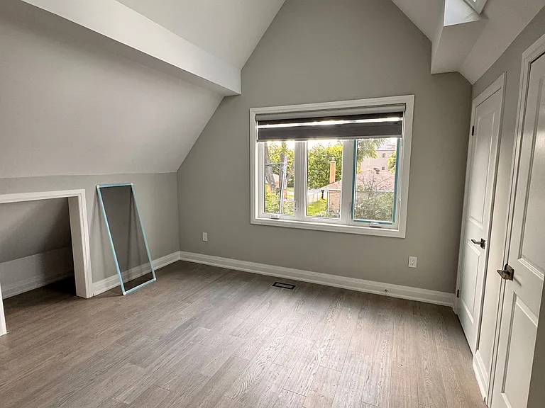 106 Woodward Ave — Photo 18