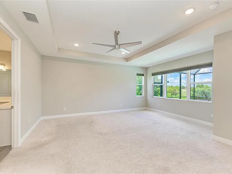 4745 Antrim Dr — Photo 38