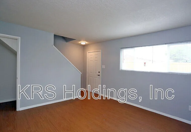 4347 Newsome Dr — Photo 3