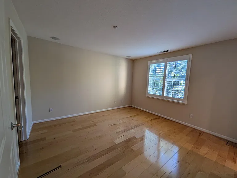 4086 Crandall Cir #4086 — Photo 21