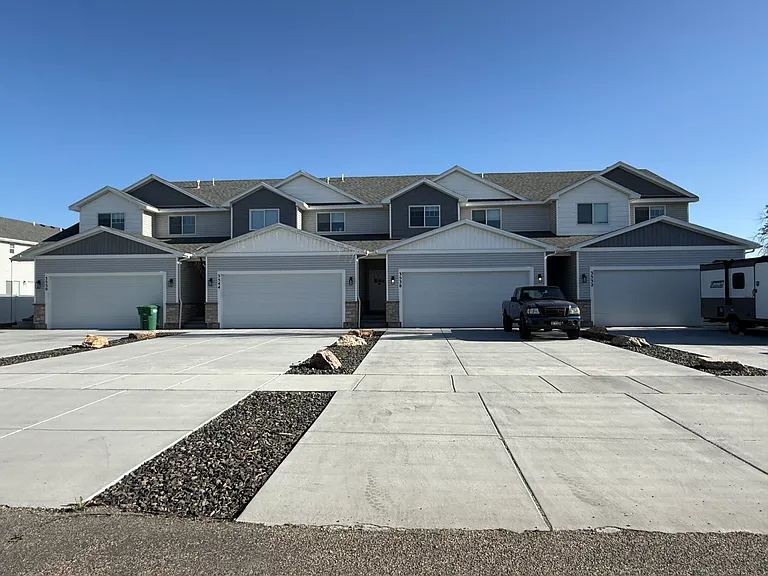 3538 E 107 N — Photo 11