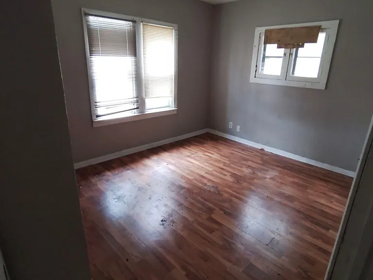 3069 N Sherman Blvd — Photo 7