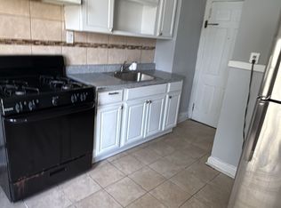 57 Fabyan Pl APT 3R, Newark, NJ 07108