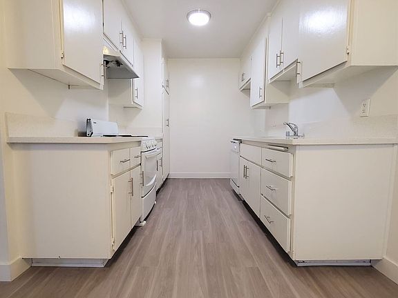 2nd image of 718 S Fir Ave APT 2