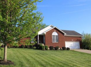 237 Cedarview Dr, Shepherdsville, KY 40165