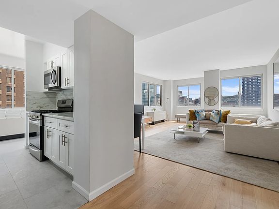 3rd image of 308 E 38th St APT 18A