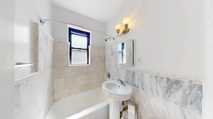 Rented by Bond New York | media 10