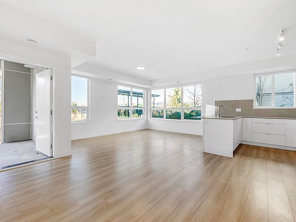 2nd image of 11913 Burnett St #104