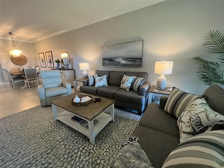 2040 Mackerel St — Photo 14
