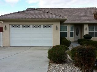 17732 Pebble Beach Dr, Victorville, CA 92395