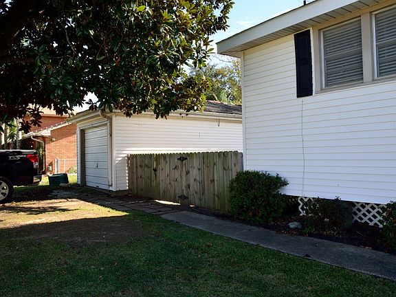 5th image of 1801 Norwood Dr