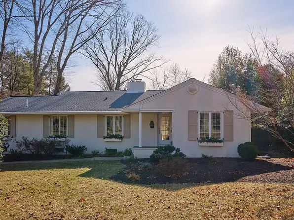 138 King George Rd, Pennington, NJ 08534