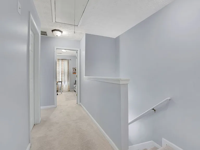 541 Lantern Wood Dr — Photo 19