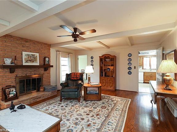 4th image of 8208 Dearborn Dr