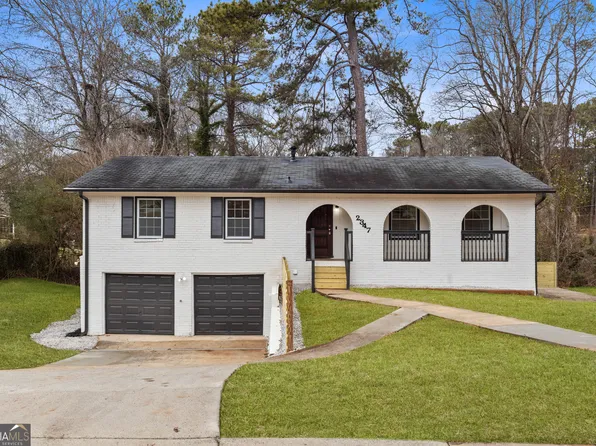 2347 Greenway Dr, Decatur, GA 30035