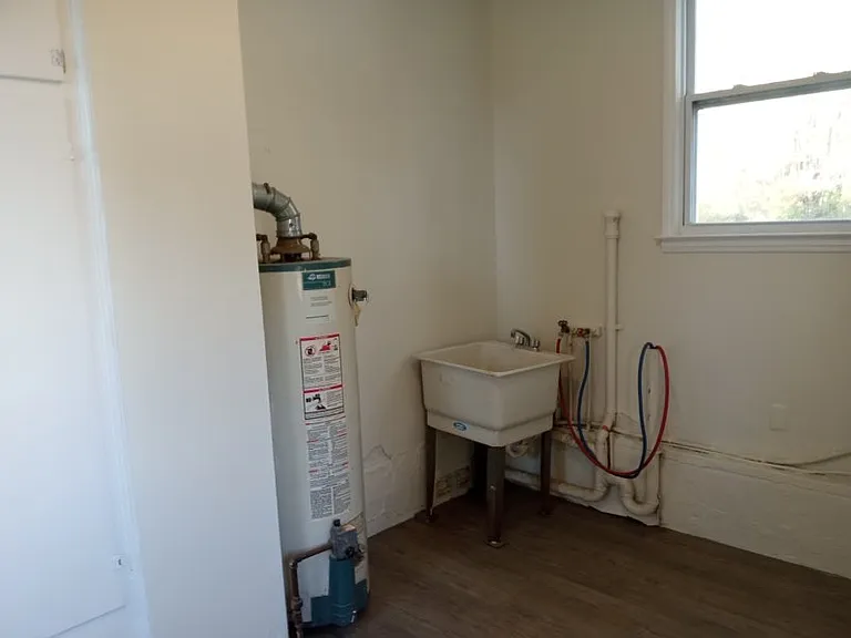 1823 Range Rd — Photo 6