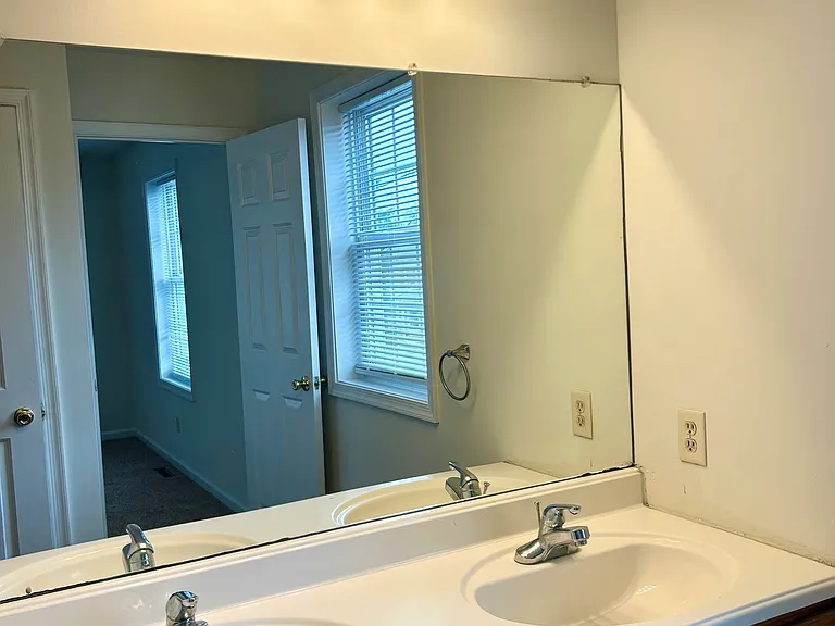 1548 Lafayette St — Photo 21