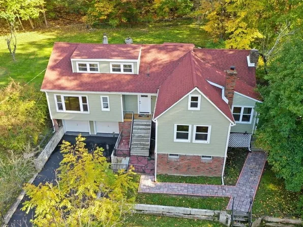 31 Buttermilk Falls Road, Warwick, NY 10990