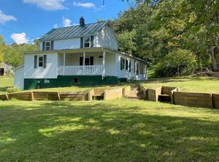 451 Steep Hollow Ln, Rileyville, VA 22650