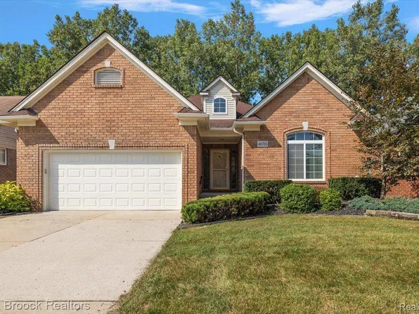 40703 Long Horn Dr, Sterling Heights, MI 48313