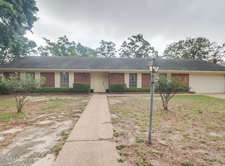 2195 George Walton Dr, Biloxi, MS 39531