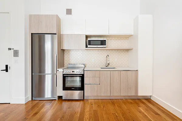 Rented by Brown Harris Stevens | media 15