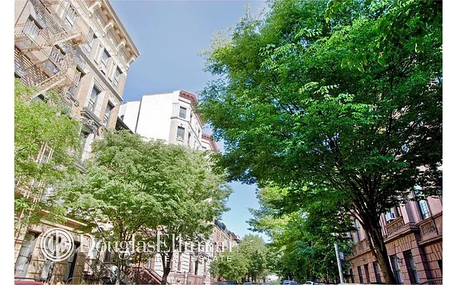 Sold by Douglas Elliman | media 6