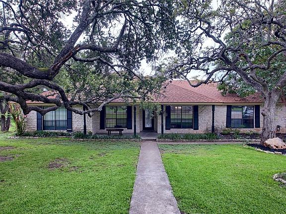 2nd image of 3002 Live Oak St