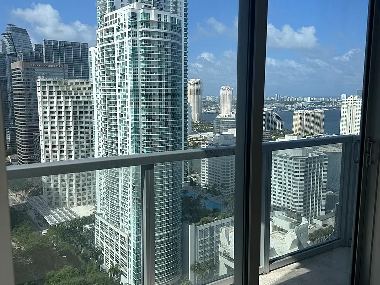 1060 Brickell Ave #3217 — Photo 5