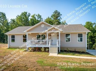 1010 Lauren Cir, Odenville, AL 35120