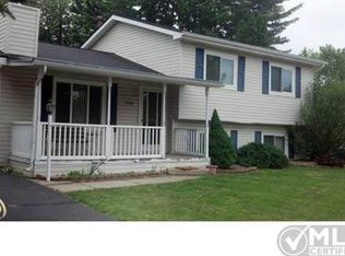 3130 Heritage Dr, Troy, MI