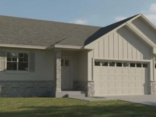 17763 Empire Trl, Lakeville, MN 55044