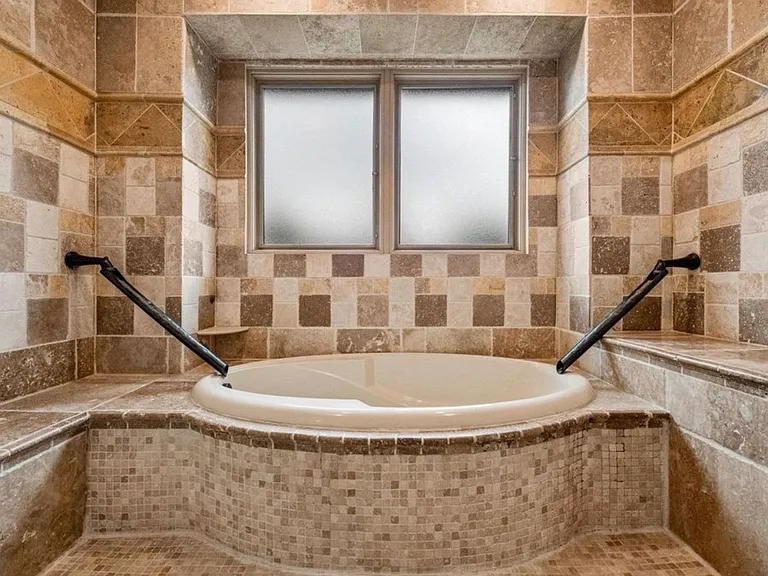 1782 Tulip Tree Pl — Photo 15