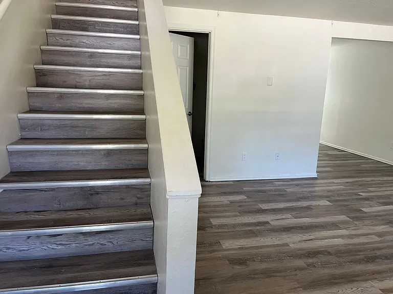 4397-4399 W Rose Hill Ct — Photo 10