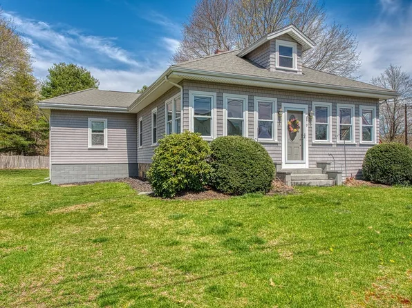 9 Vital Ave, West Bridgewater, MA 02379