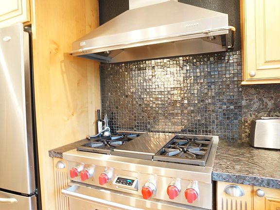 Wolfe range w/griddle and high velocity range hood, stainles