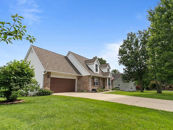 3rd image of 1848 Cedar Lake Dr
