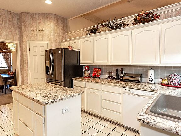 4th image of 6512 Piedmont St