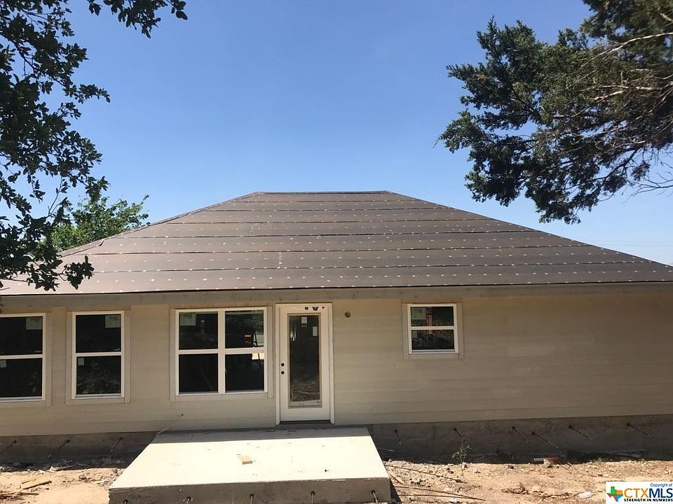 2nd image of 1170 Singing Hills Dr