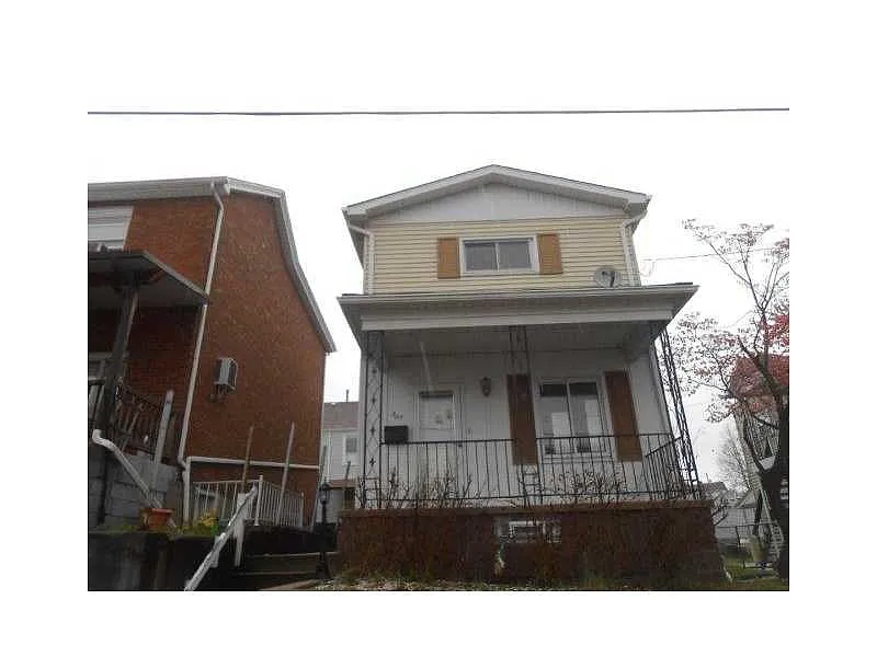303 Market St photo 1