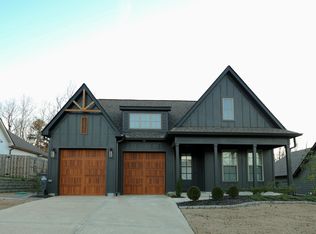 7103 Mercedes Ln, Ooltewah, TN 37363