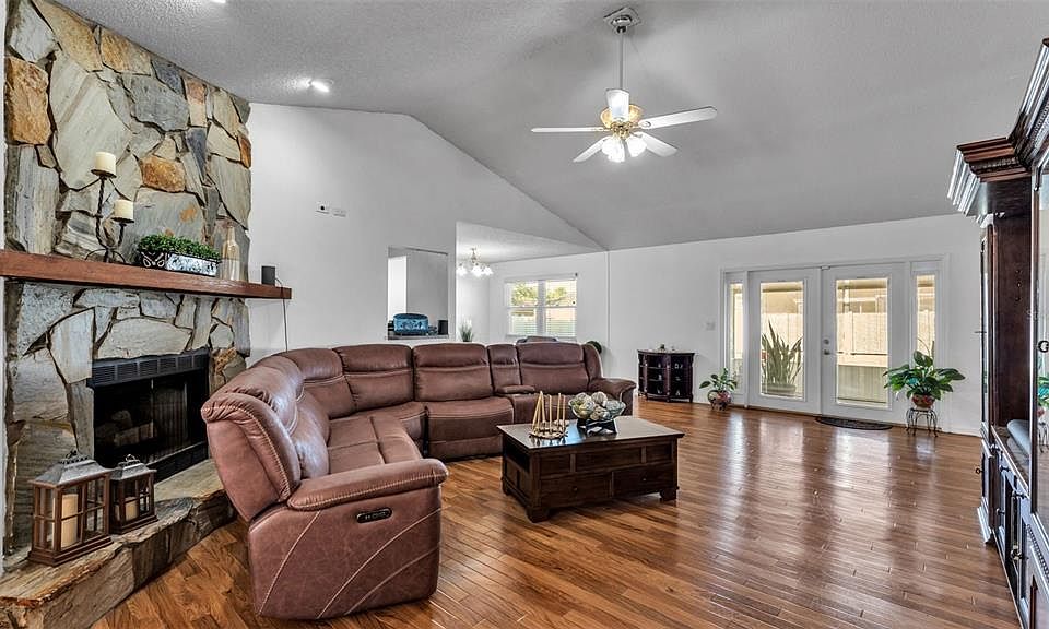 5249 NICHOLS DRIVE W, Lakeland, FL 33813 | MLS #L4959977 | Zillow