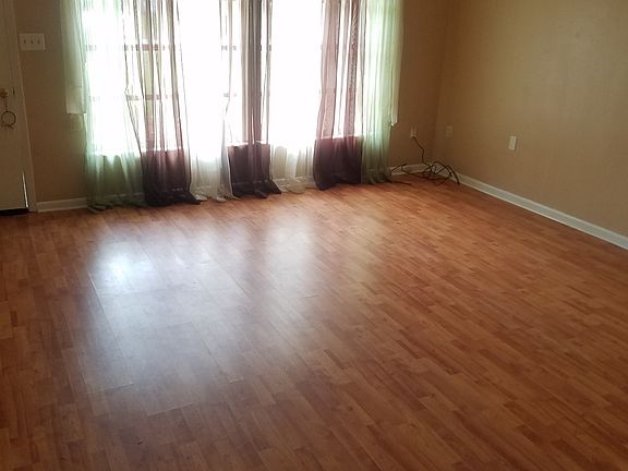 3rd image of 602 Patlin Ave