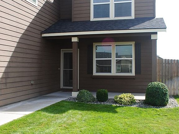 3rd image of 6007 Robert Wayne Dr