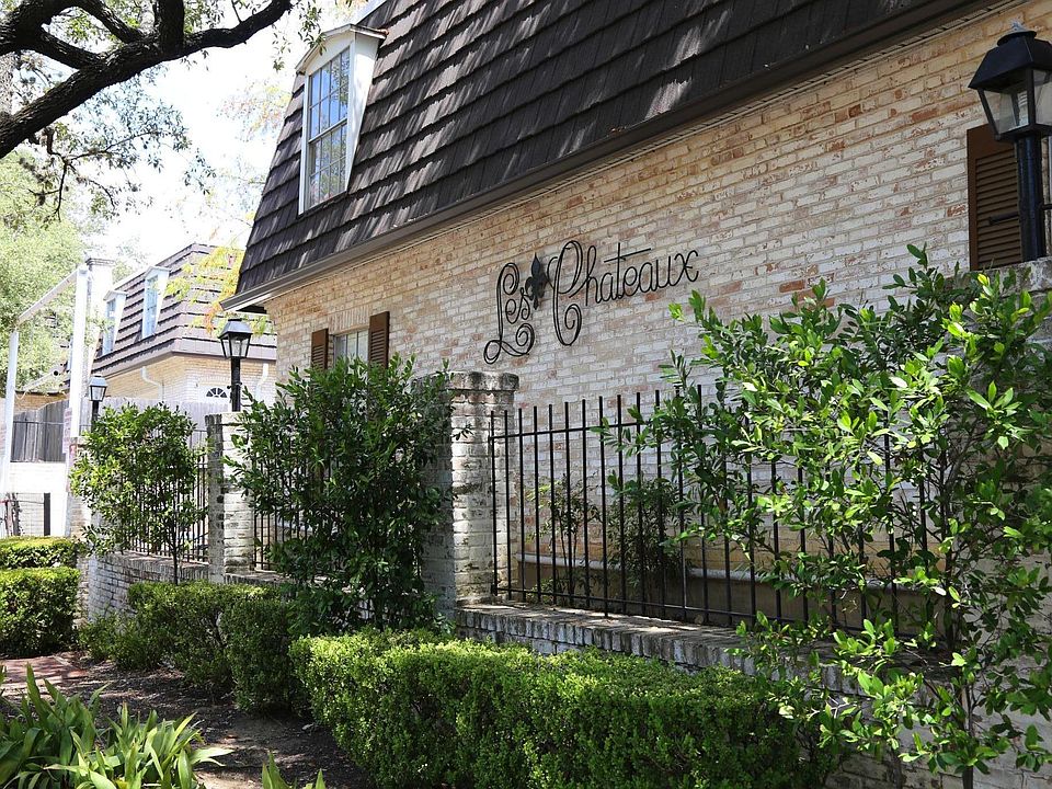 1st image of 8038 Broadway St #210