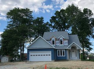 1072 Susan Rd, Ravenna, OH 44266