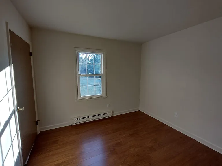 113 Holly Ter — Photo 16