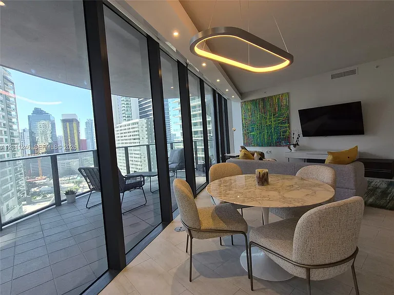1000 Brickell Plz #2101 — Photo 8