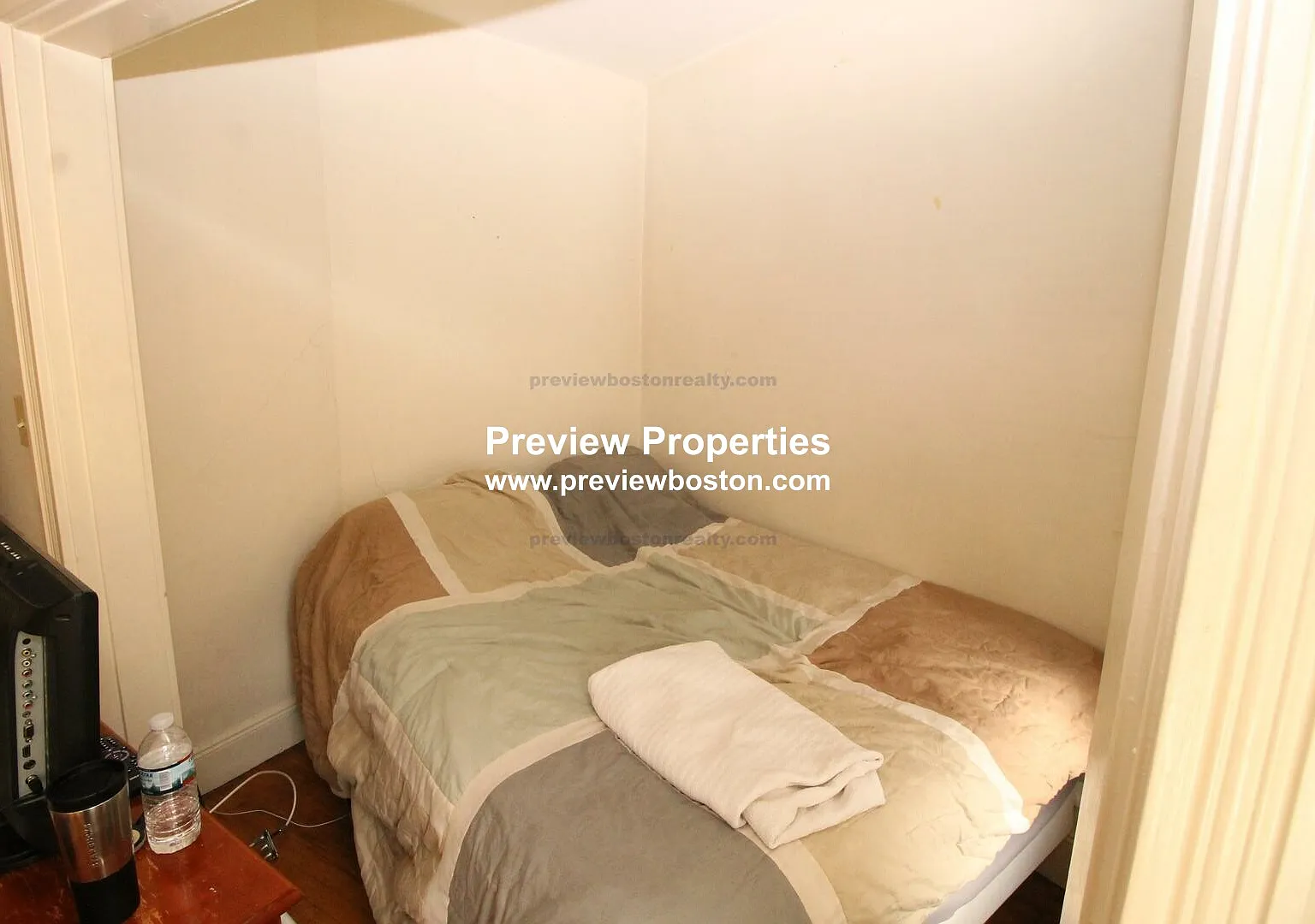 Studio, 400 sqft, $1,950 — Photo 3