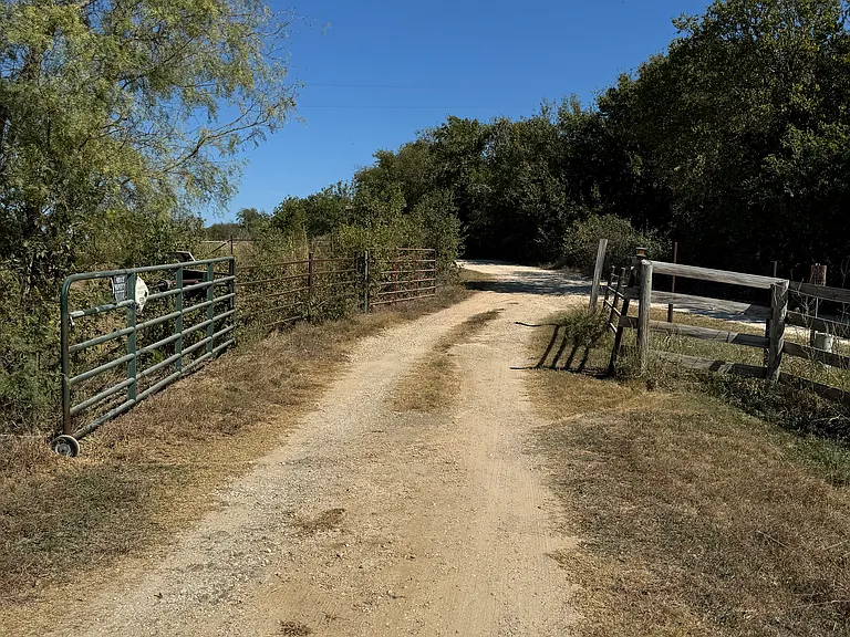 Grove Ln — Photo 7